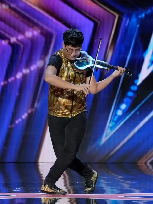 AGT 17 Audition Video: Alex Rivers’ performance won Simon’s heart
